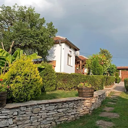 Krushunska Panorama 3*