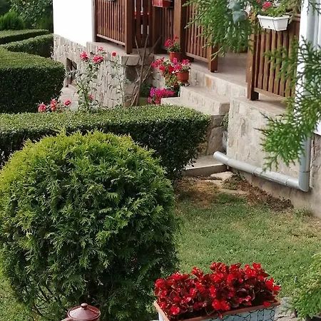 Guest house Krushunska Panorama Krushuna
