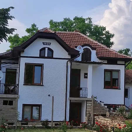 Guest house Krushunska Panorama