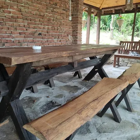 Къща за гости Krushunska Panorama 3*