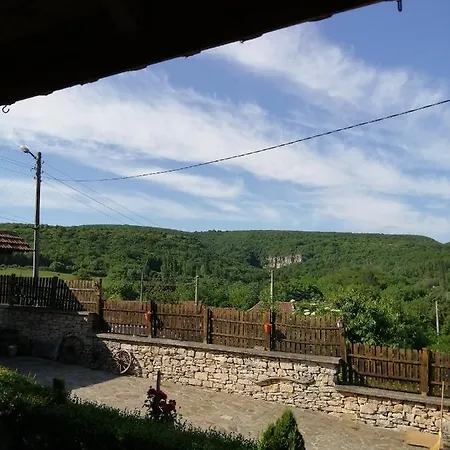 Krushunska Panorama Guest house *